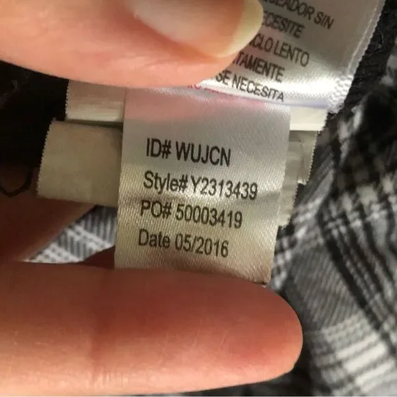 DKNY Black White Plaid Tunic Long Sleeve Top Size Medium Western - Picture 6 of 6